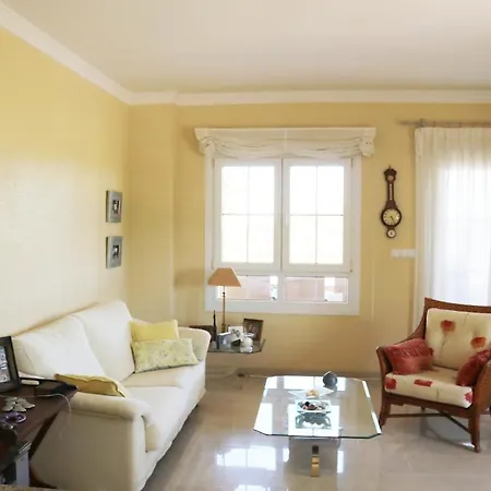 Magnificent With A Pool In Nova Oliva